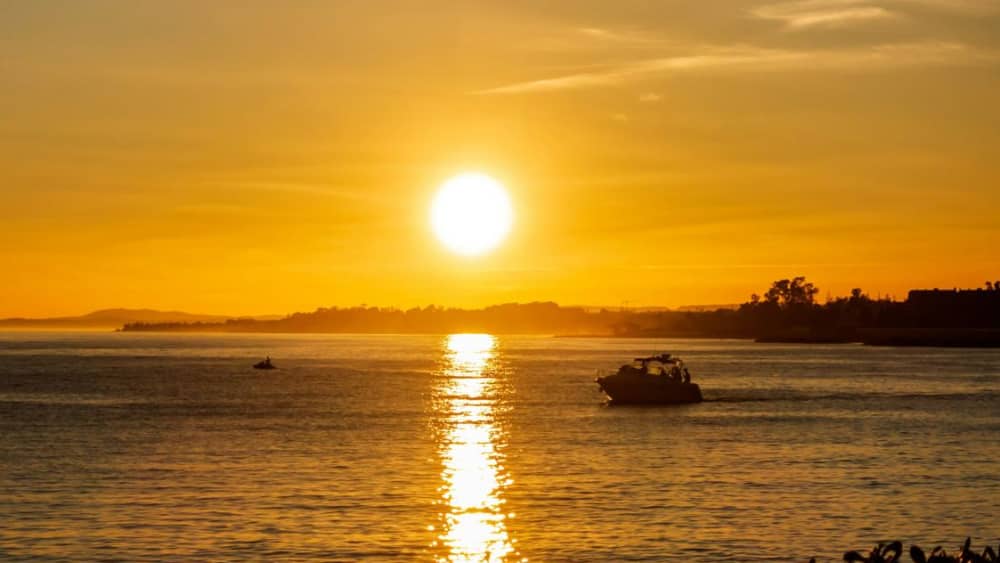 Die 2-stündige Sonnenuntergangsparty von Marbella, die Sie nie vergessen werden