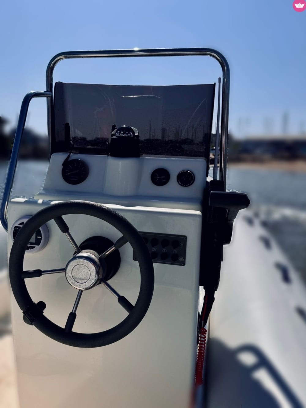 Ein Tag inmitten der Wunder der Anzio-Küste