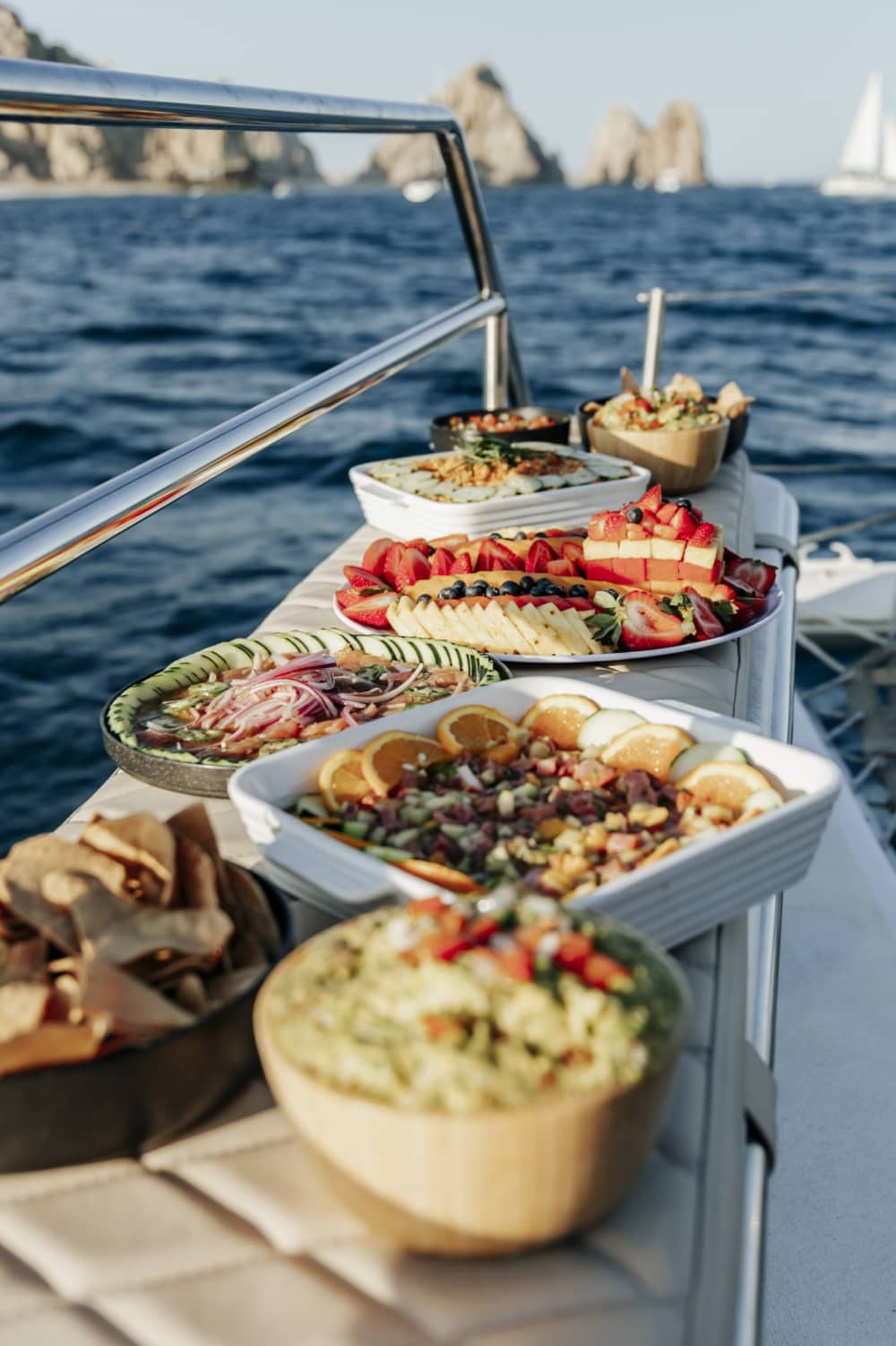 Profitez de chaque instant : une journée ensoleillée autour de Cabo San Lucas en catamaran