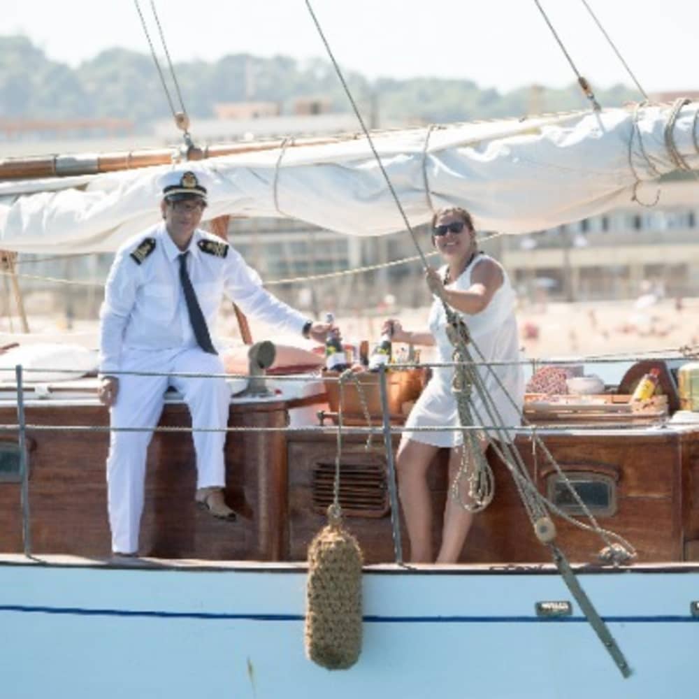 Full-day sailing experience in Barcelona