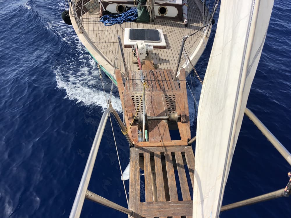 Découverte de Sitges en première classe : profitez d’une expérience de 4 h à bord d’une goélette.