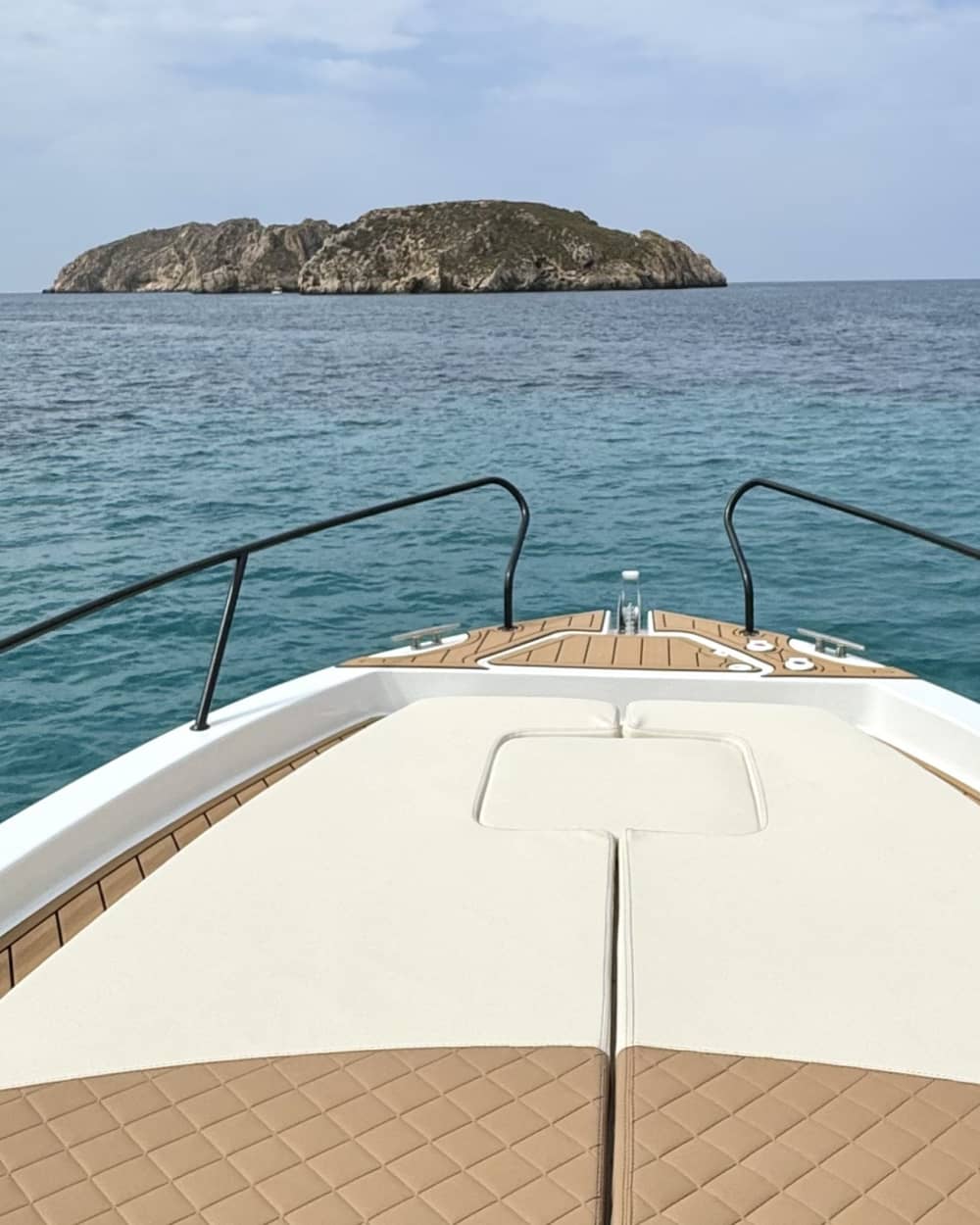 Geniet van 9 uur op een motorboot in Calvià.