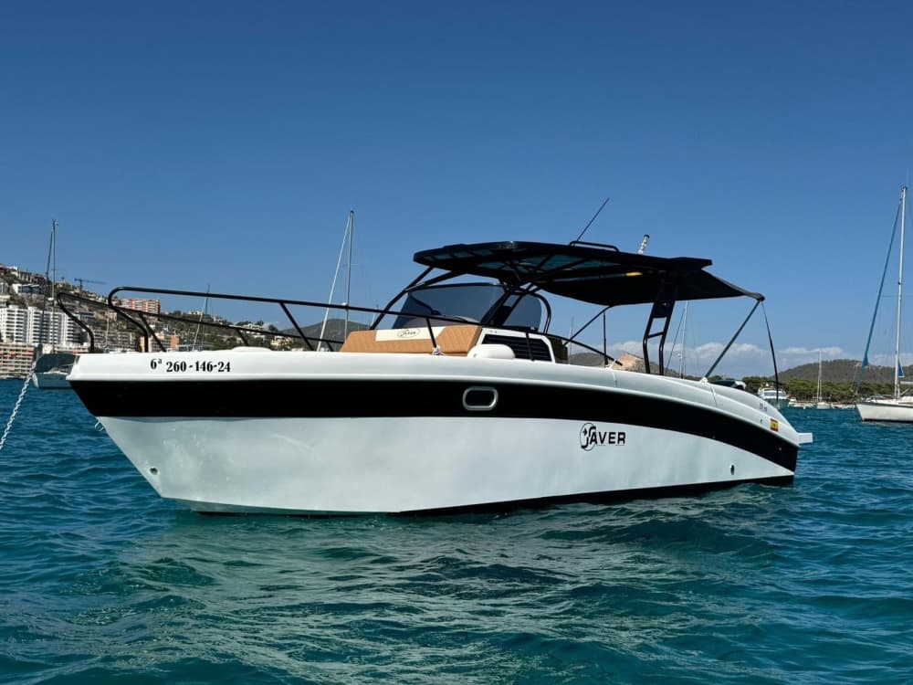 Geniet van 9 uur op een motorboot in Calvià.