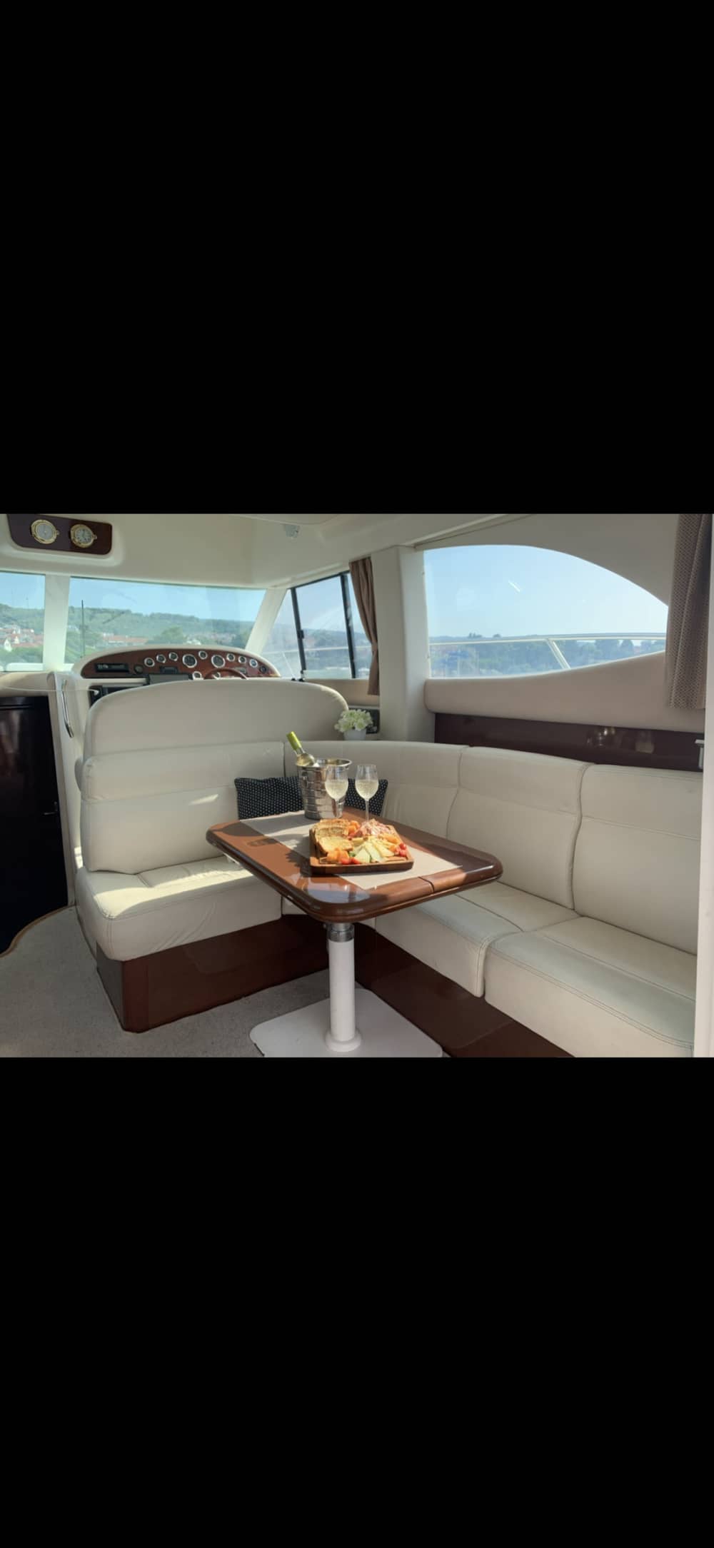 Excursion privée en bateau à moteur autour de Supetar