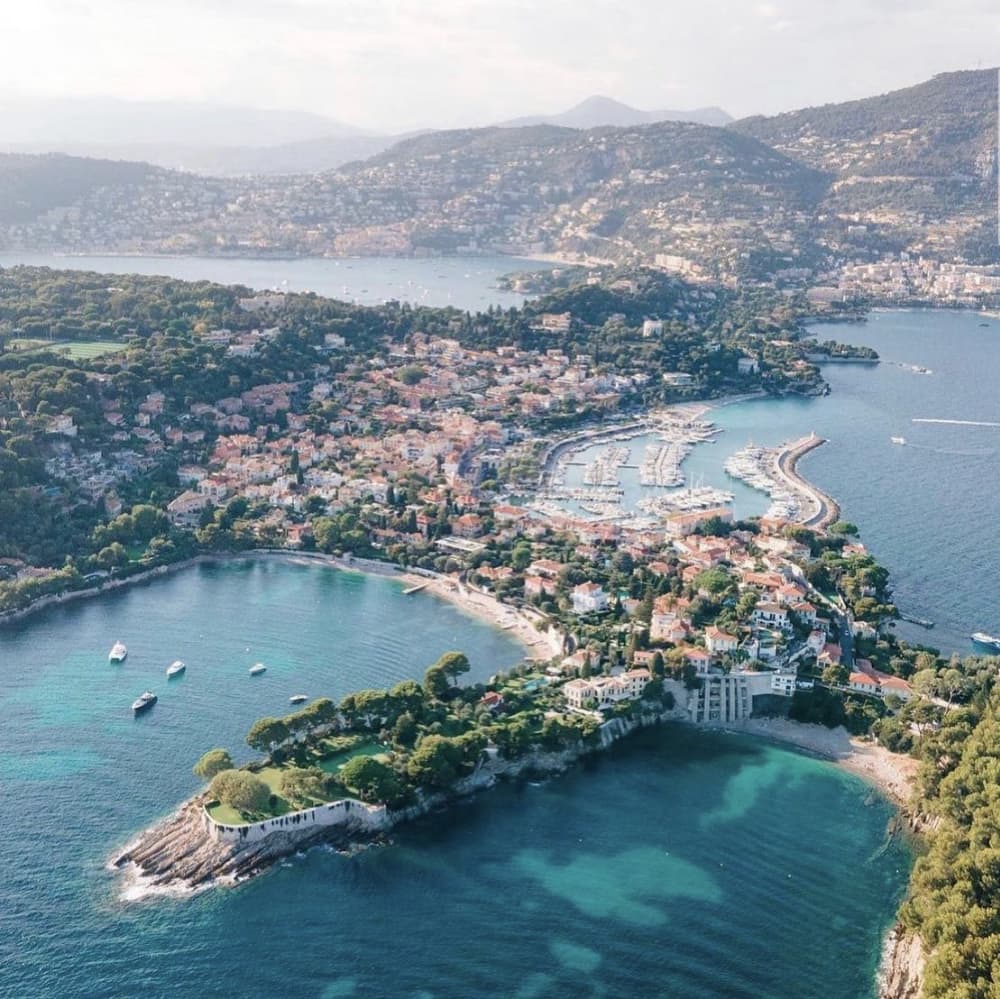 Sunset at Sea: Relaxation and Panoramic View