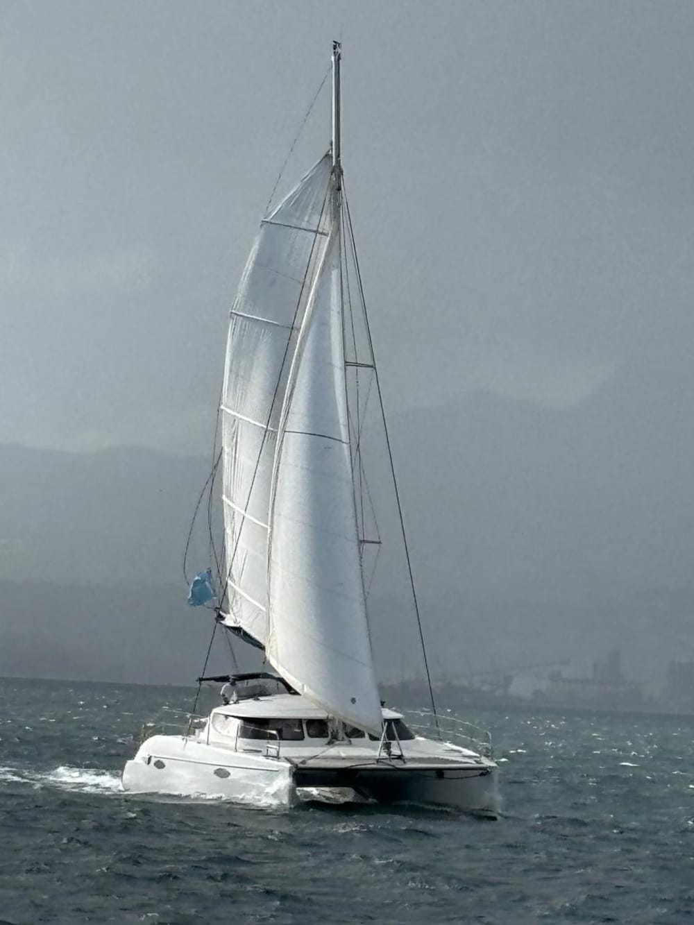 Au rythme des Trois-Îlets : Des moments inoubliables sur un catamaran