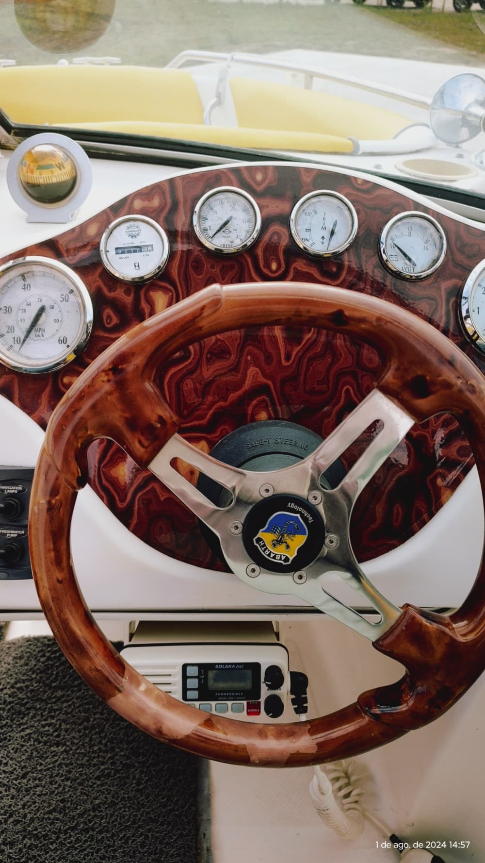 Ontspan tijdens een boottocht van 2 uur en 15 minuten in Paraty.