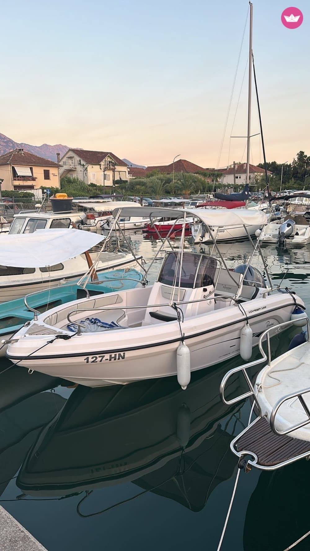 Гибкая программа однодневных морских прогулок с отправлением из Тивата.