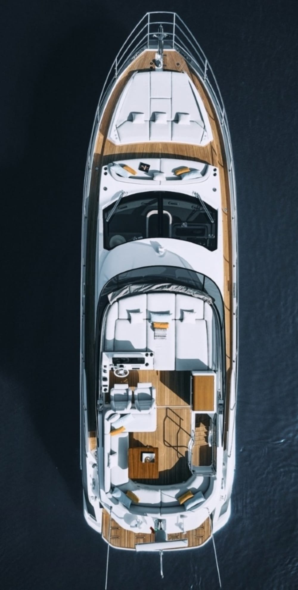 Ontdek de kust van Budva: een complete dagtocht aan boord van een motorboot