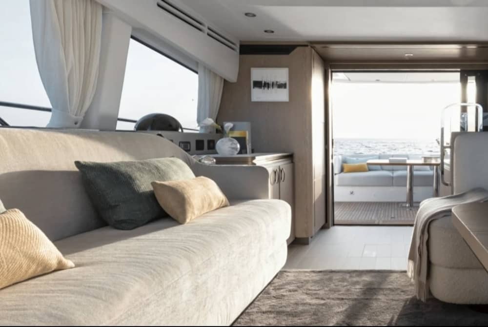 Ontdek de kust van Budva: een complete dagtocht aan boord van een motorboot