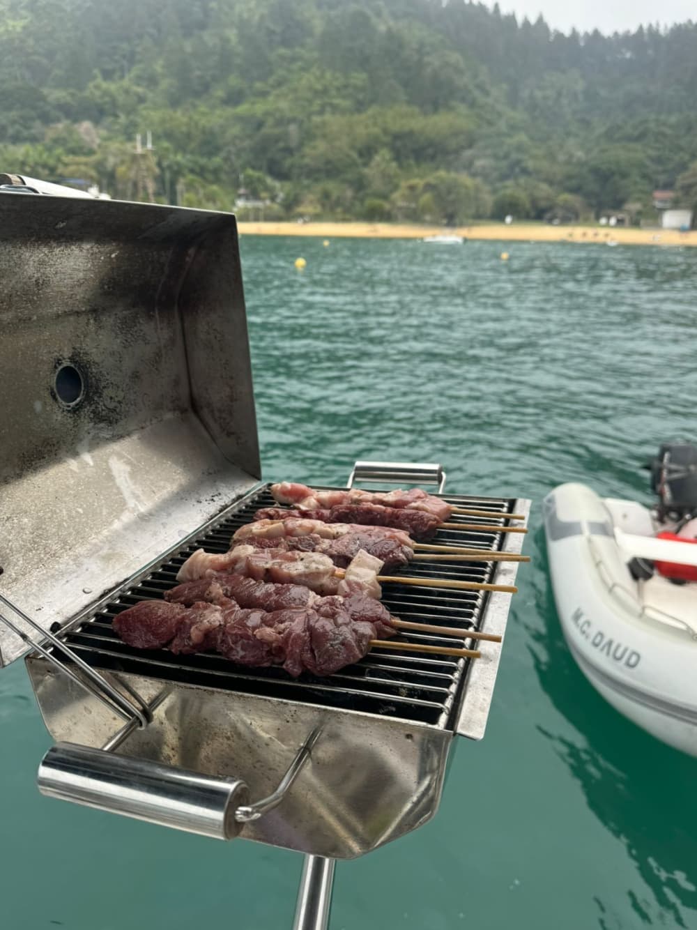 Een magische dag in Ubatuba op een zeilboot.