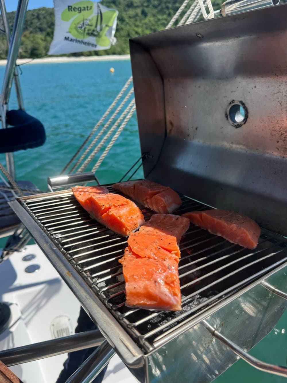 Een magische dag in Ubatuba op een zeilboot.