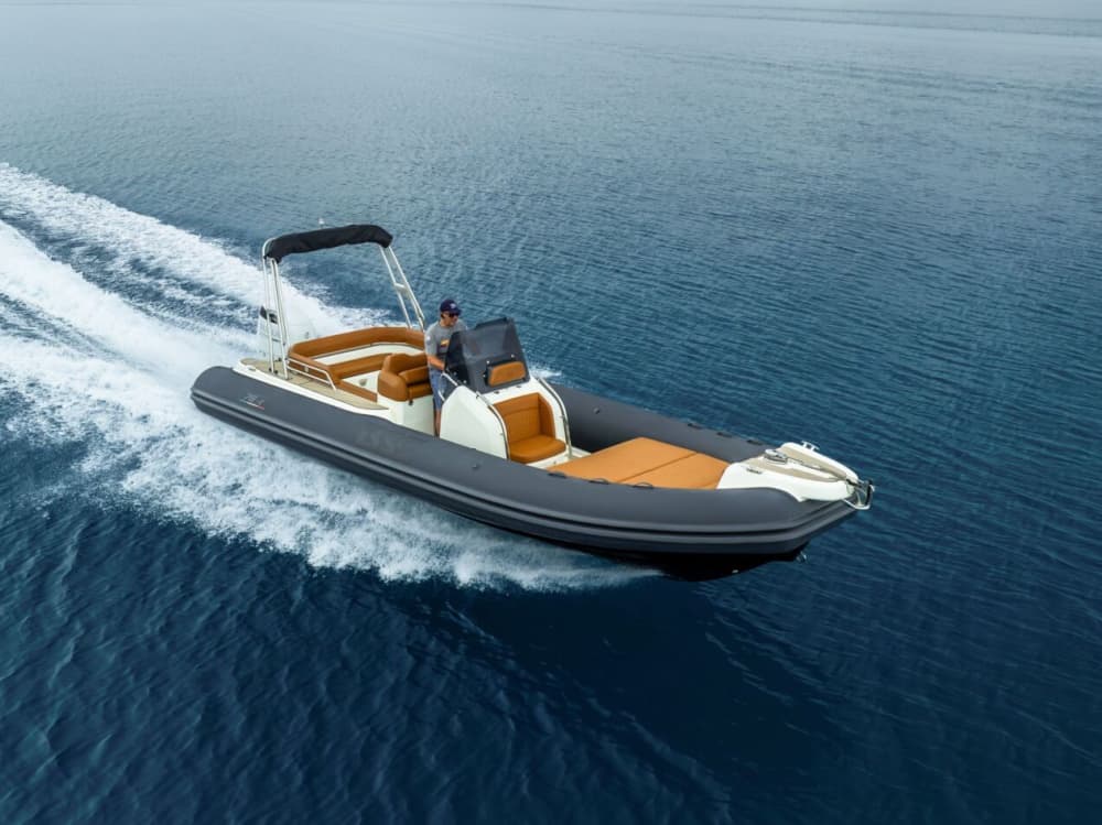 Riviera Escape – Private Half-Day at Sea (4 hours)