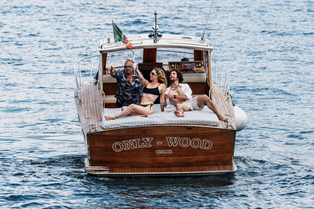 Three Hours of Luxury: The Best of Lake Como aboard the De Cesari Onlywood