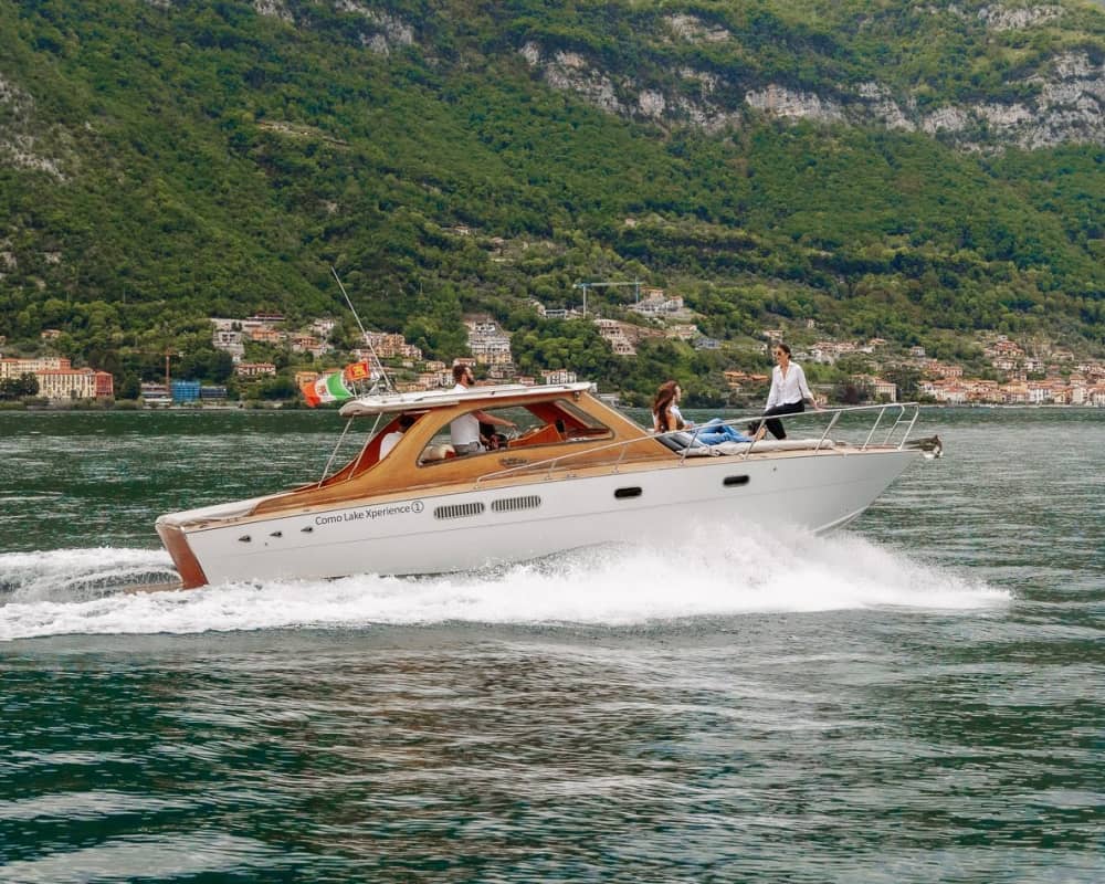 Three Hours of Luxury: The Best of Lake Como aboard the De Cesari Onlywood