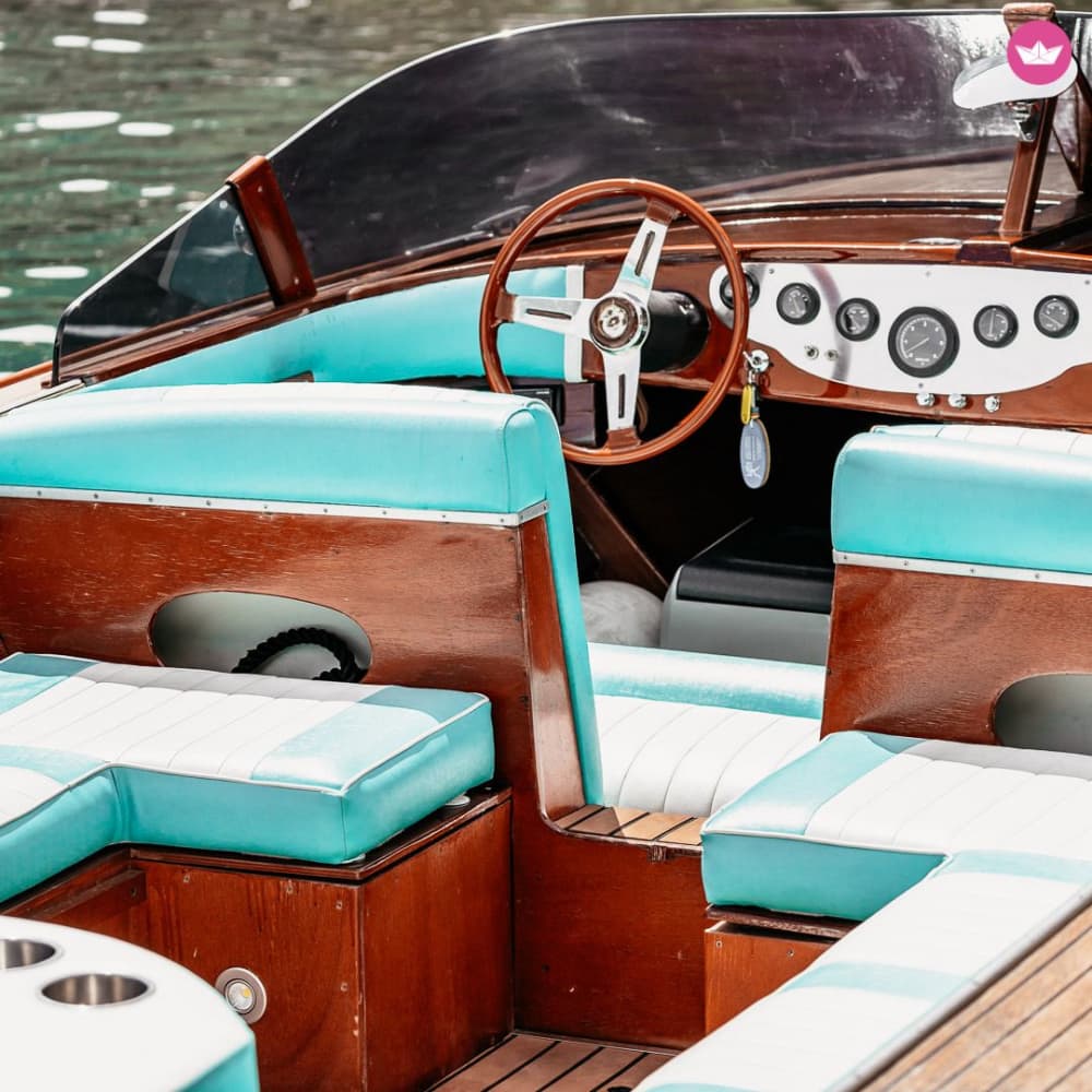 A Taste of History: 60 Minutes on the Waters of Lake Como