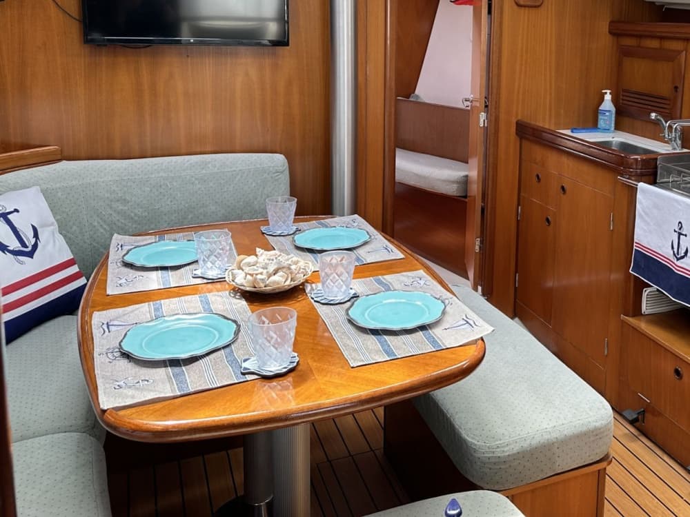 Exclusive Sailing on a Private Yacht from Athens