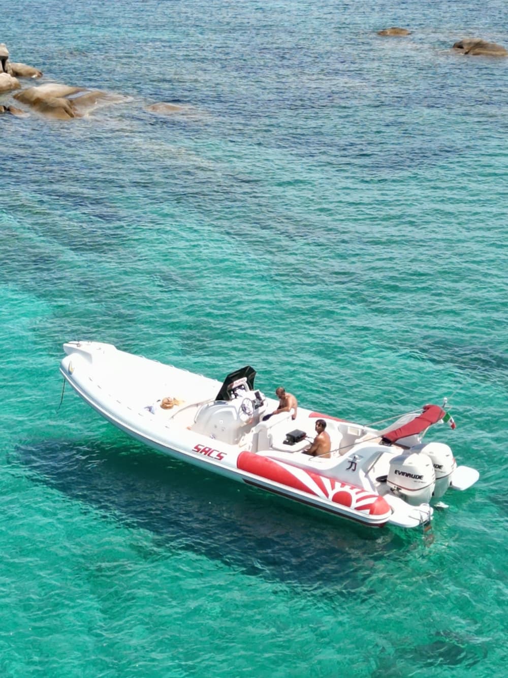Exclusive Excursion between the Islands