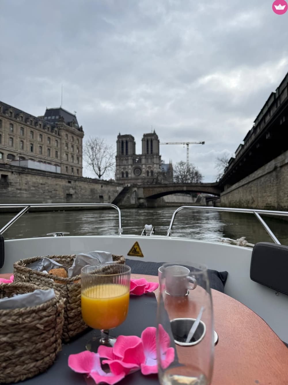 A stroll on the Seine: the luxury of taking your time