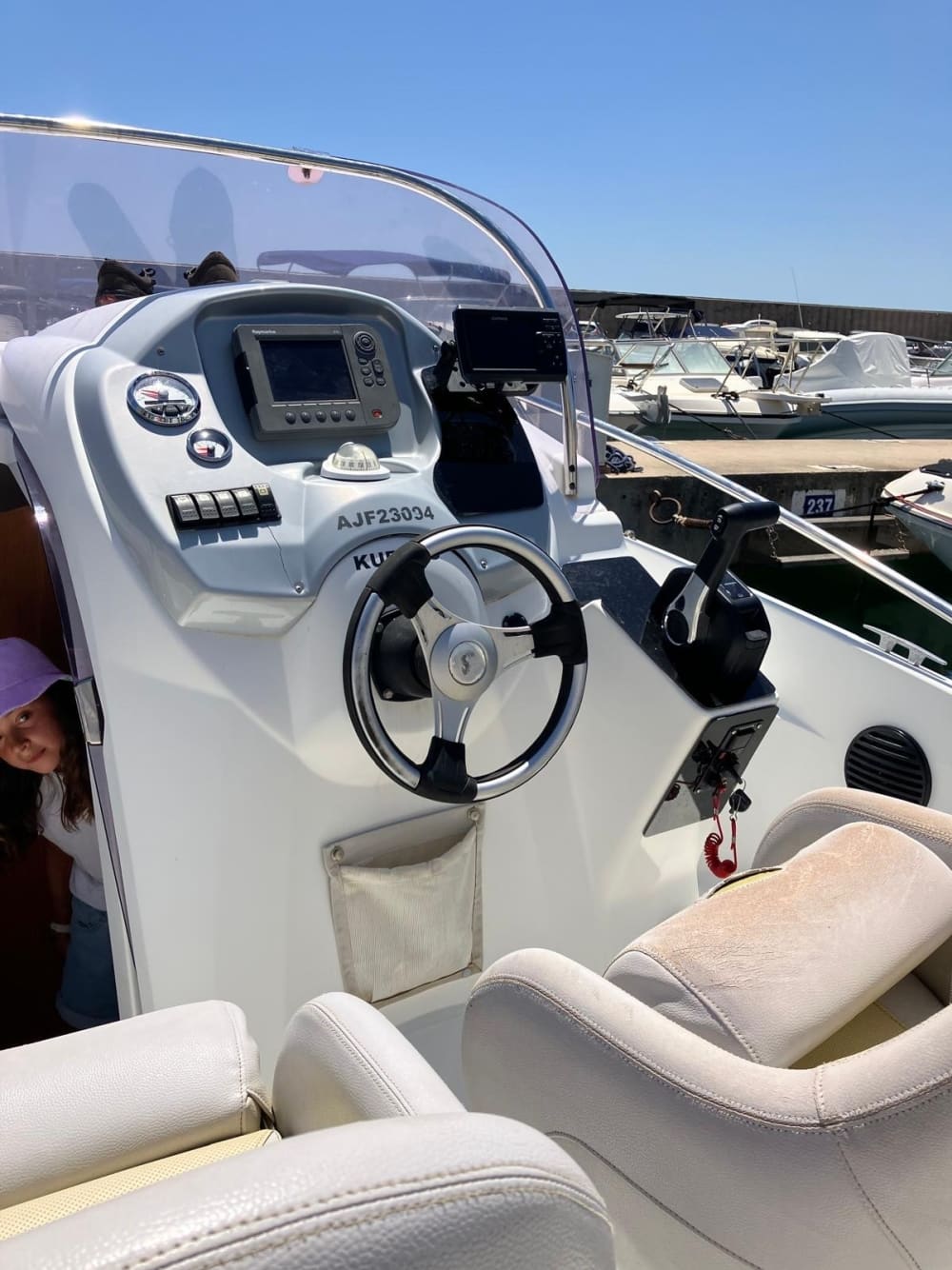 4 ore per esplorare Sainte-Maxime in motoscafo