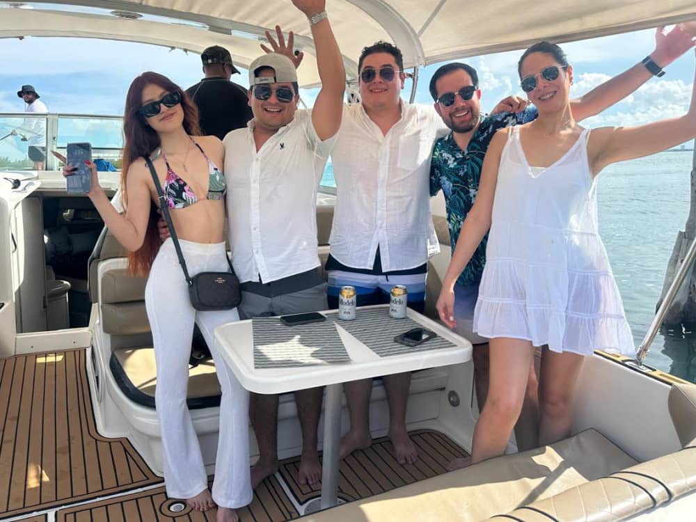 Escapade facile à Cancún : une excursion en bateau à moteur de 4 h