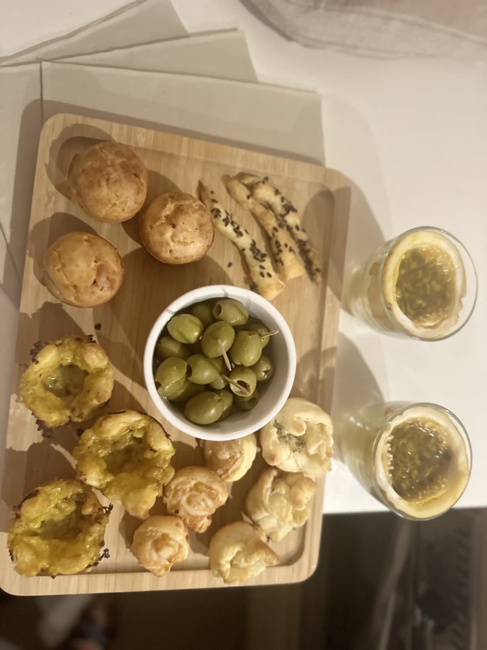 Exclusive Tintamarre - Night at anchor