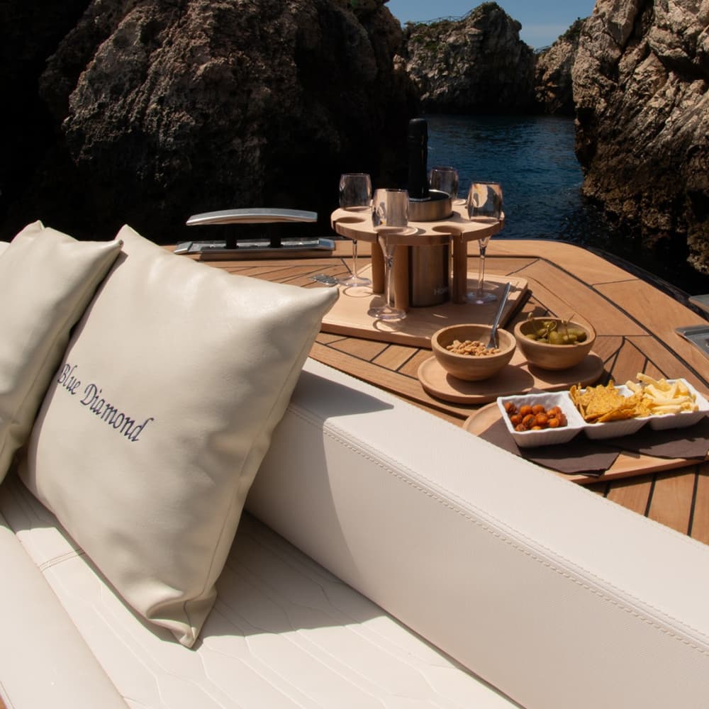 Discover Taormina and Isola Bella in Half a Day