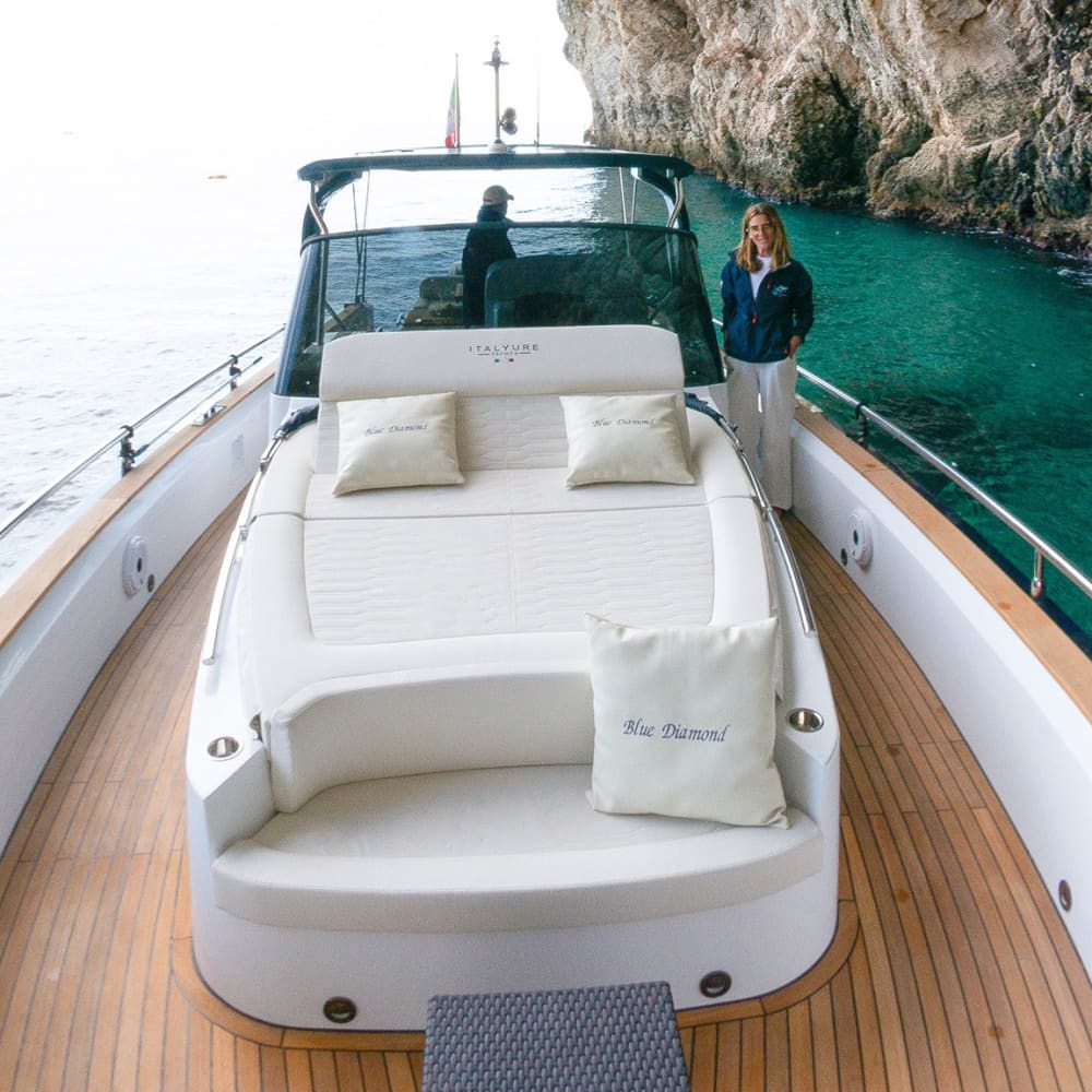 Discover Taormina and Isola Bella in Half a Day