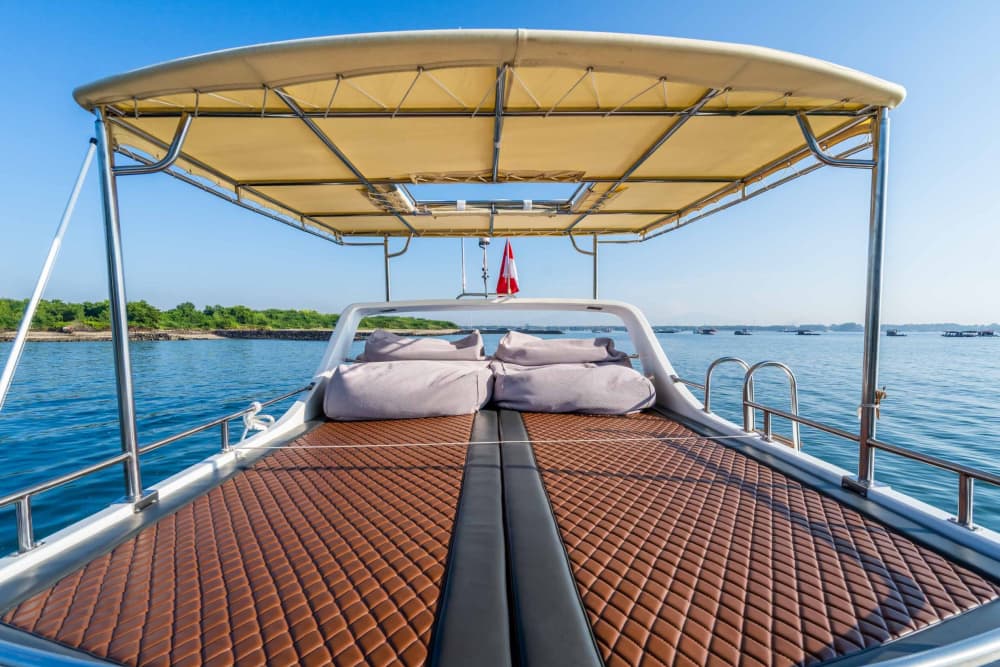 Votre journée à Bali : Louez un bateau à moteur pour une journée complète de découverte