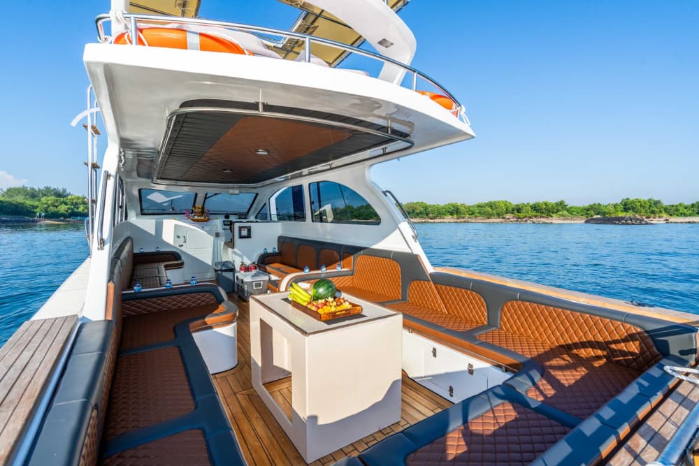 Votre journée à Bali : Louez un bateau à moteur pour une journée complète de découverte