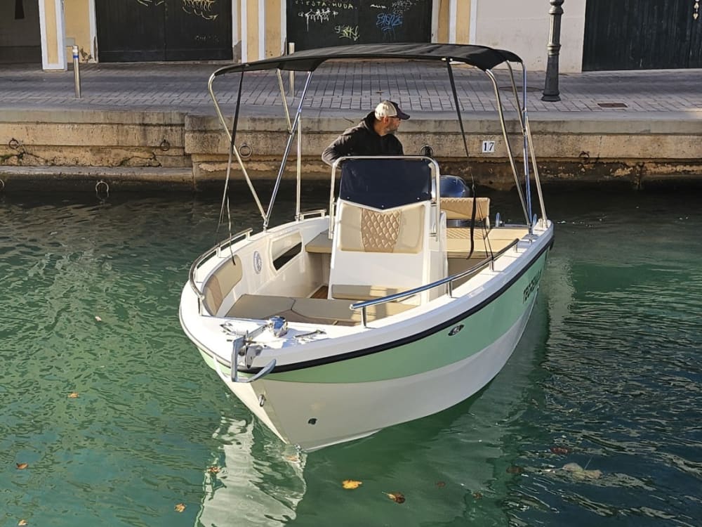 Bootsfahrt rund um Ciutadella und seine Buchten