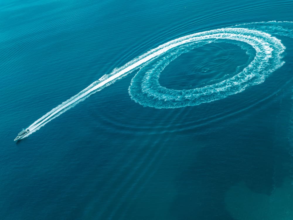 Ein Tag rund um Mallorca: Genießen Sie 8 Stunden Entdeckungstour mit einem Motorboot