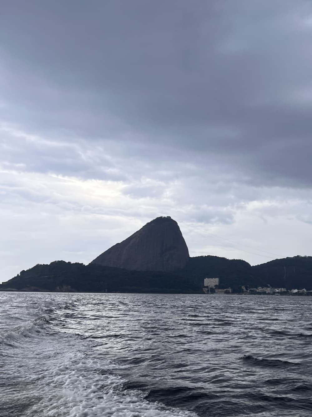 Pura alegria de velejar: Experimente a magia do Rio de Janeiro