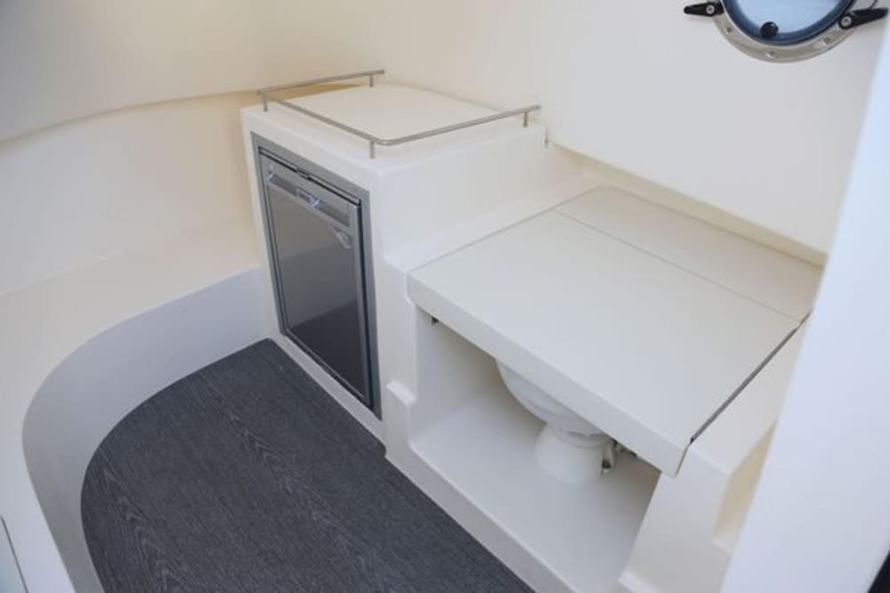 Découvrez Cap-d'Ail lors d'une excursion d'une journée en bateau à moteur.