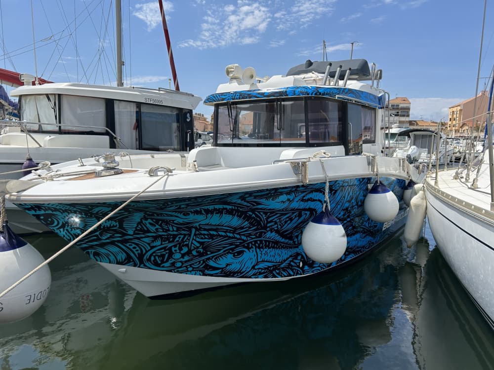 Full-day motorboat rental in Valras-Plage