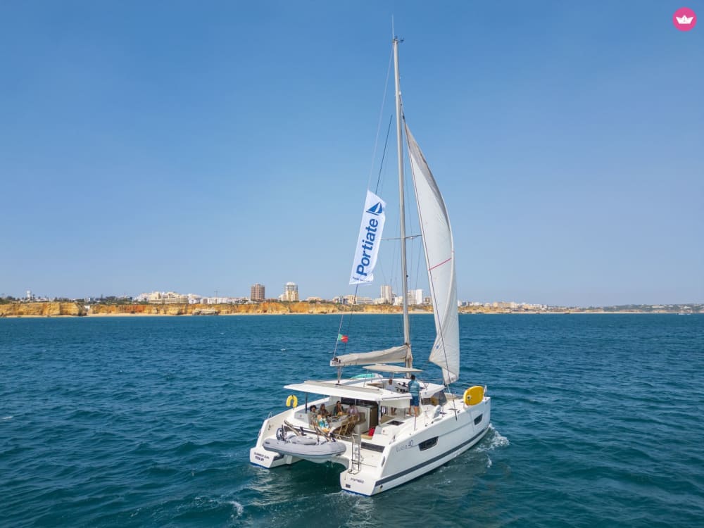 Escapade d'une journée en catamaran en Algarve – 9 heures de Portimão