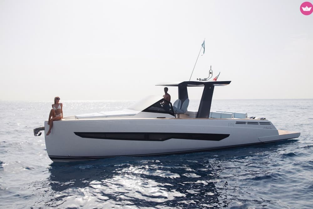 Elegancia eólica: Lipari y Vulcano en lancha privada desde Milazzo