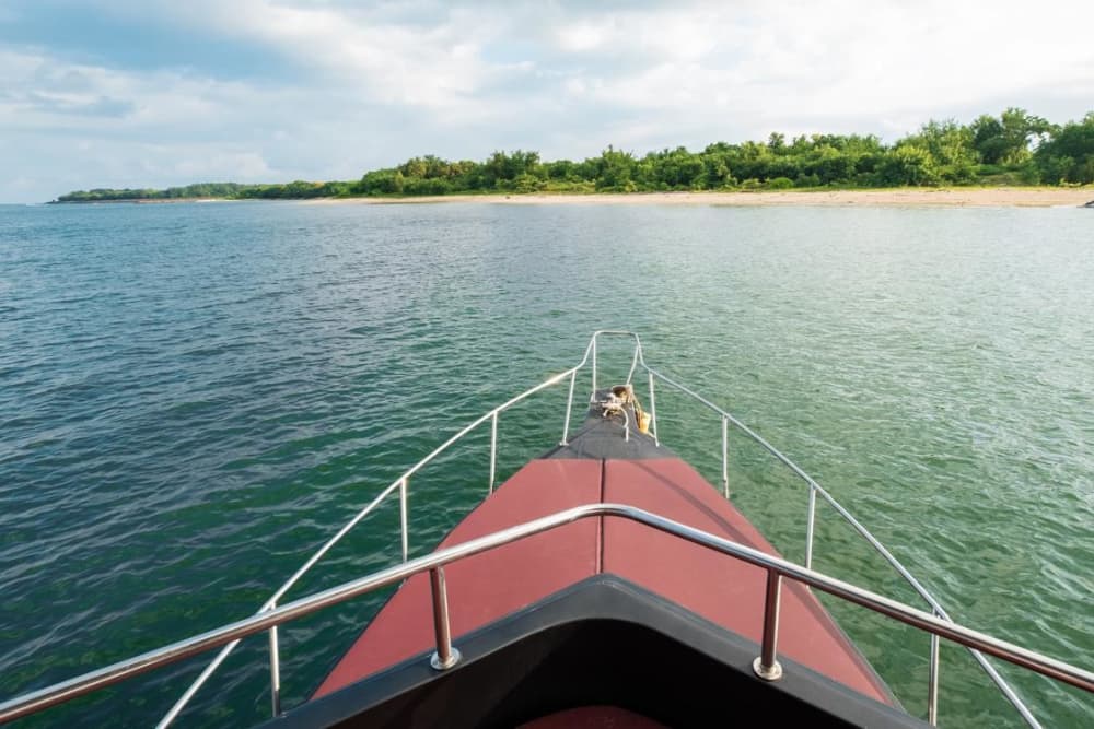 4 heures de soleil autour de Bali en bateau à moteur