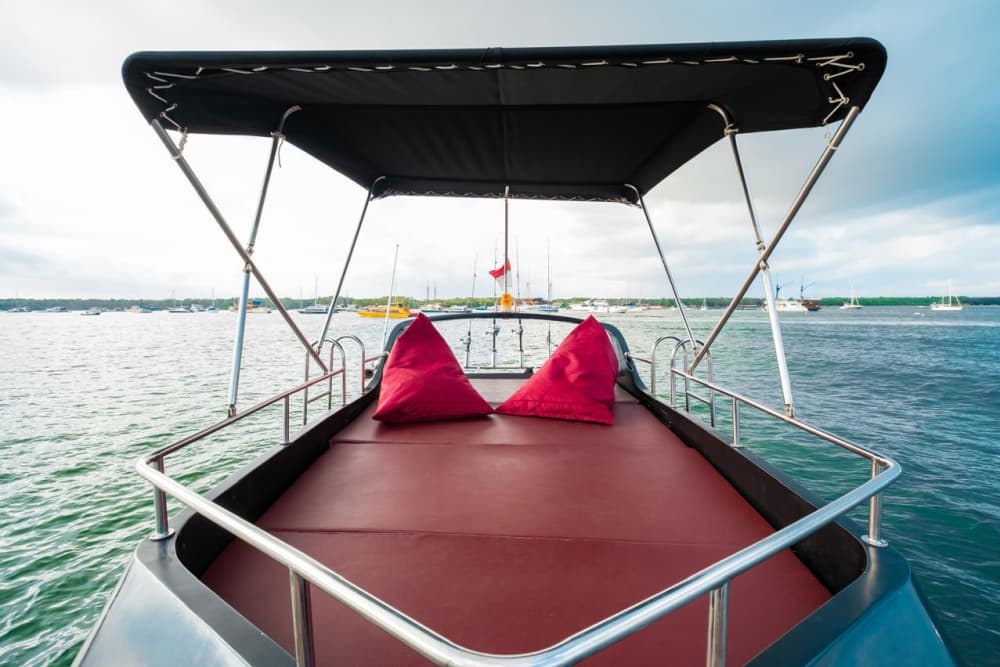 4 heures de soleil autour de Bali en bateau à moteur