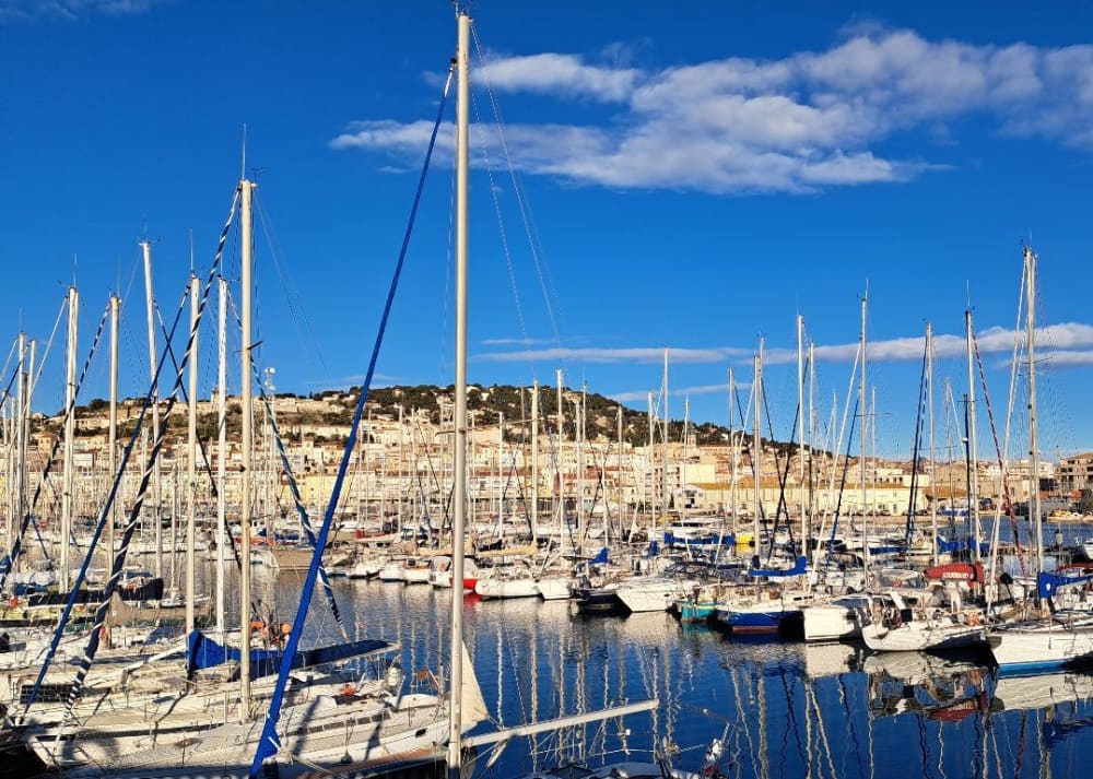 Entspannung in Sète: 7 Stunden Sonne auf einem Segelboot