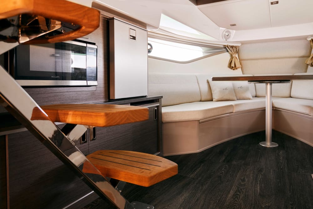 Half Day Cruise in style on Sea Ray 320