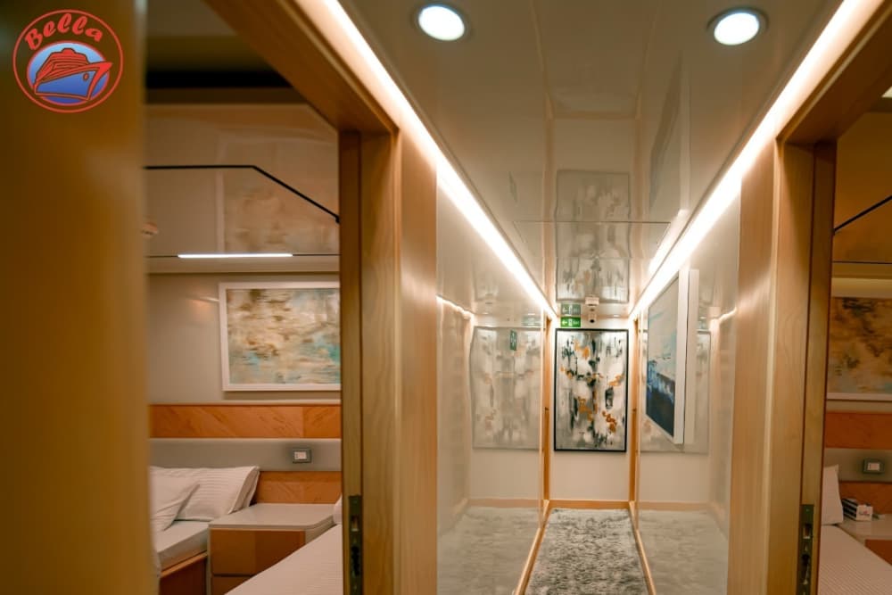 Private boat trip around Sharm El-Sheikh on a motorboat