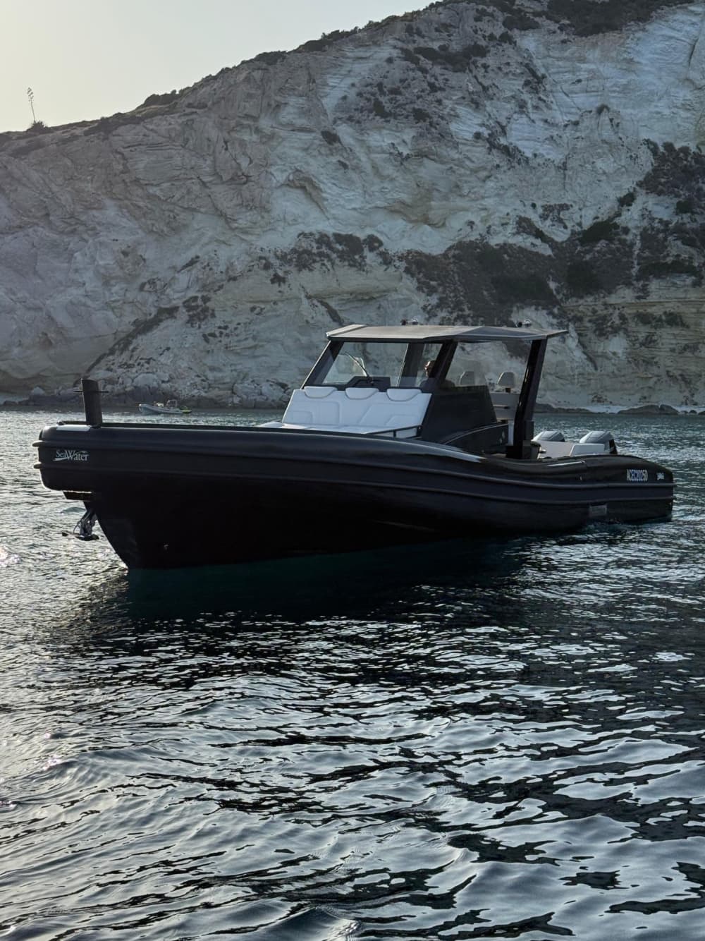 Una giornata a Porto Cervo su un motoscafo.