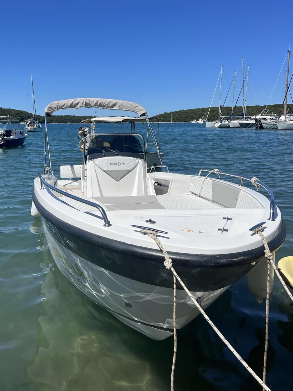 One day in Fažana on a motorboat