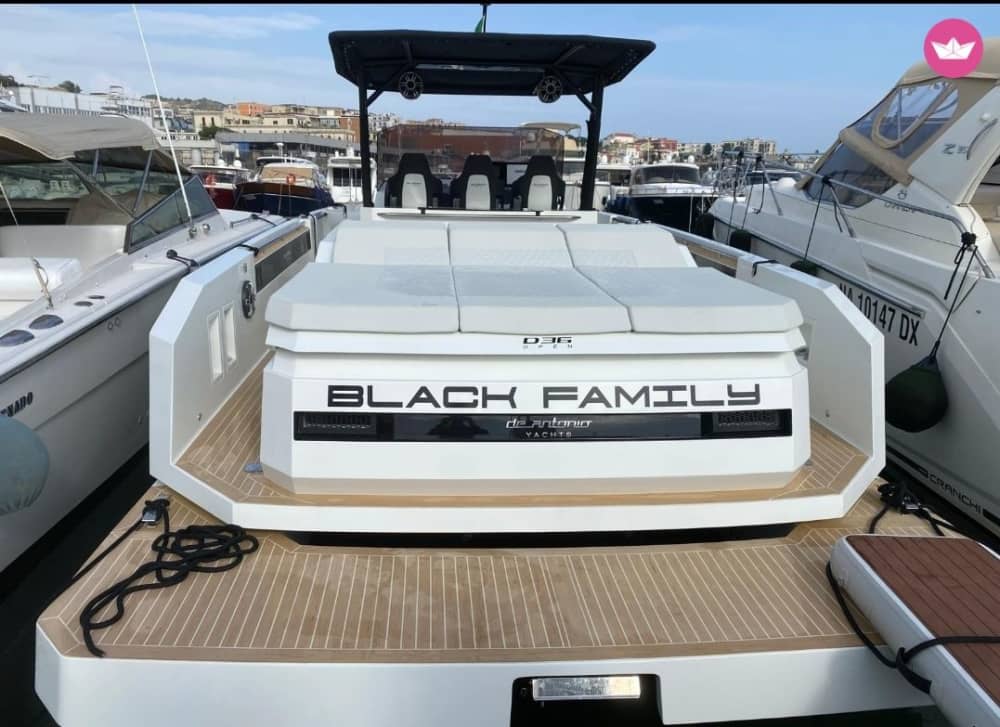 Ganztägige Bootstour nach Ischia & Procida