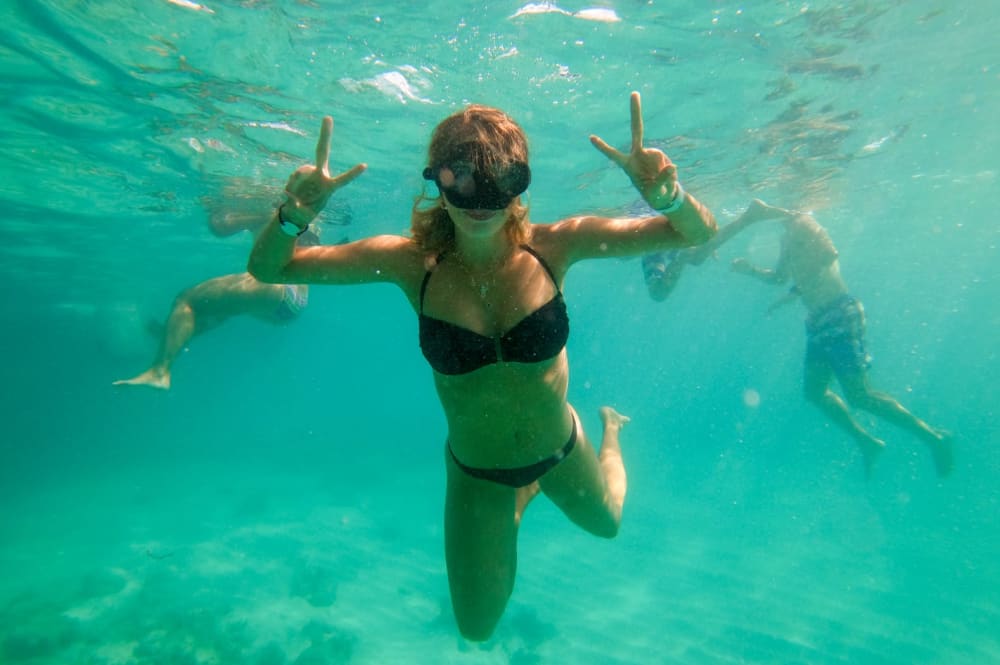 Punta Cana: Party Boat with Snorkeling, Booze And Hip Hop