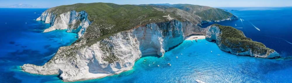Cruzeiro Privado de Meio Dia ao Norte: Naufrágio e Grutas Azuis