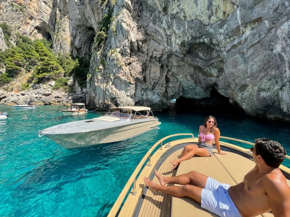 Capri Hoogtepunten Tour: Blauwe Grot, Verborgen Plekken & Lokale Schipper