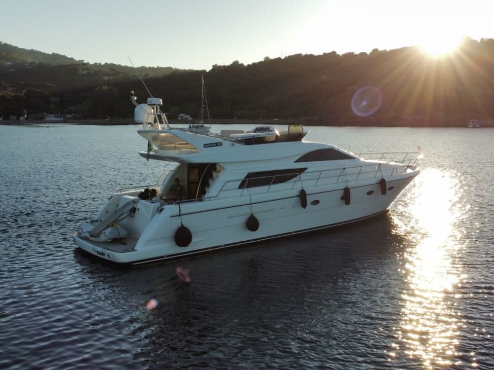 Tour in barca full day con soste nell’Area Protetta di Villasimius