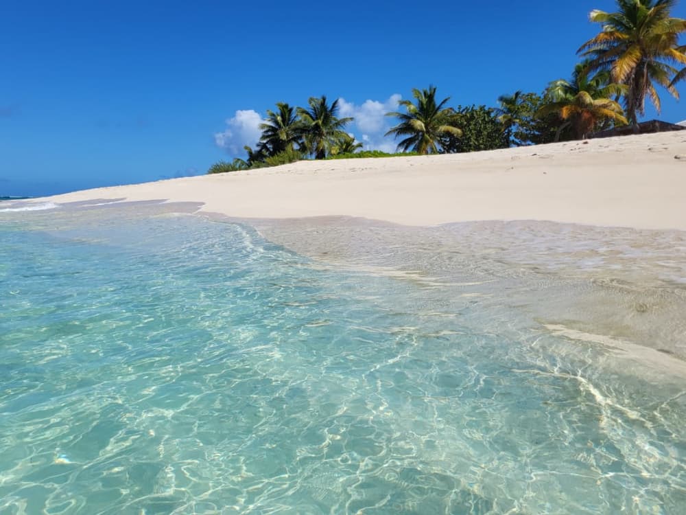 8-hour Boat Day in Anguilla: White Sand & Turquoise Waters